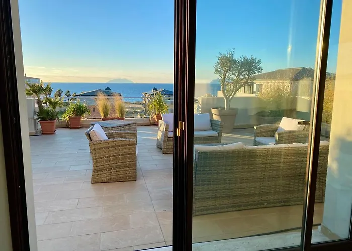 Penthouse Le Isole